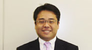 村井　健吾